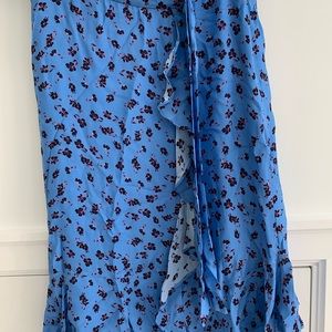 Parker,blue w/black and pink flowers :scalloped bottom